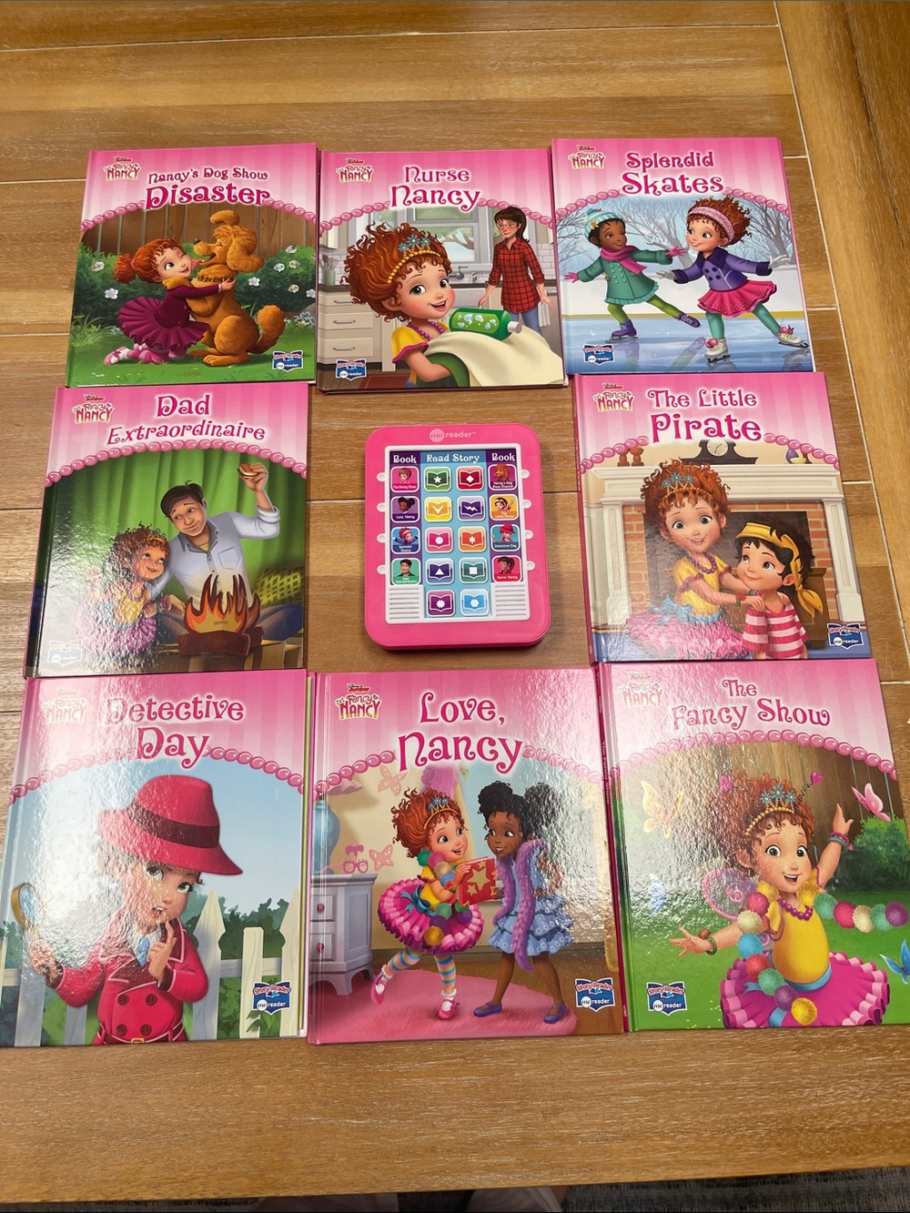 Fancy Nancy Electronic Me Reader Set of 8 Books